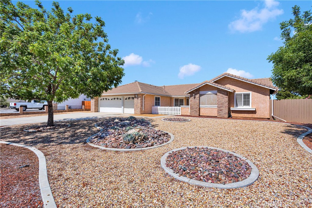 13950 High Falls Trail