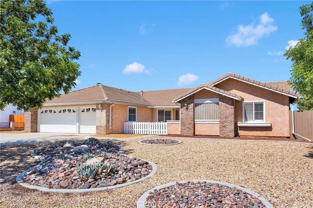 13950 High Falls Trail