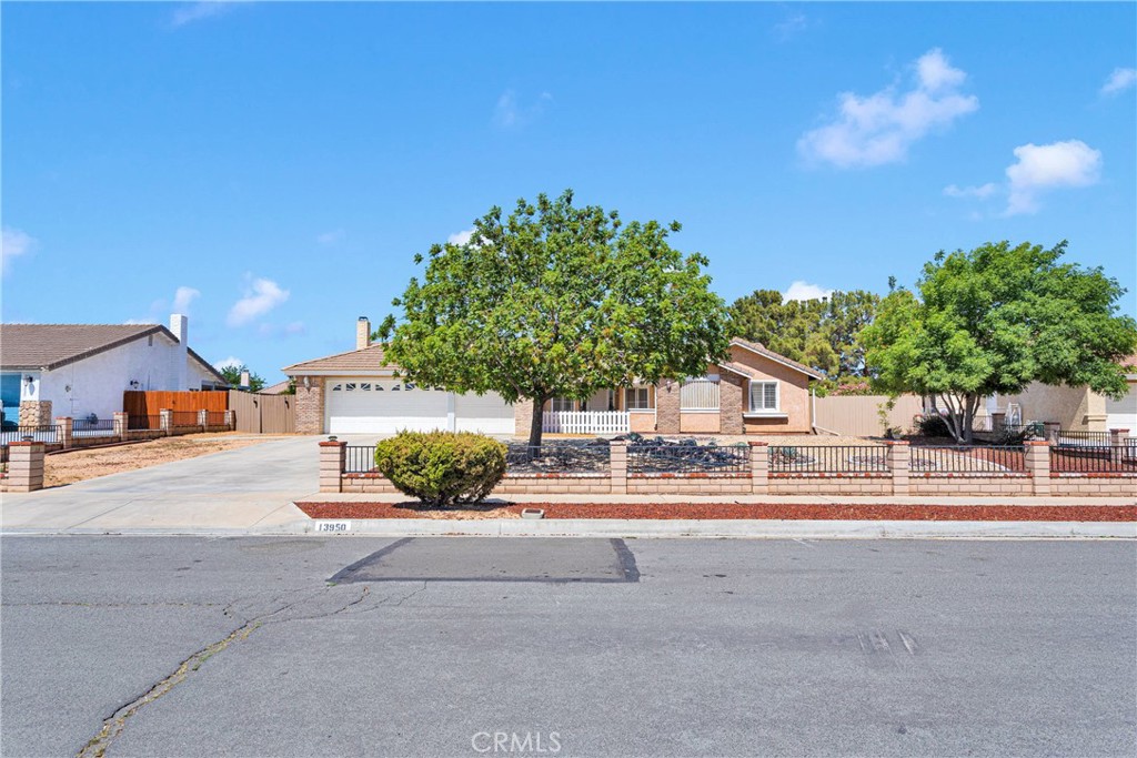 13950 High Falls Trail