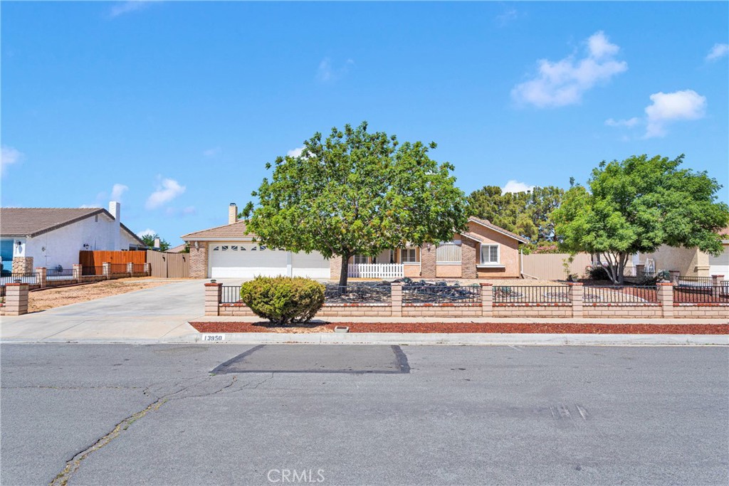 13950 High Falls Trail