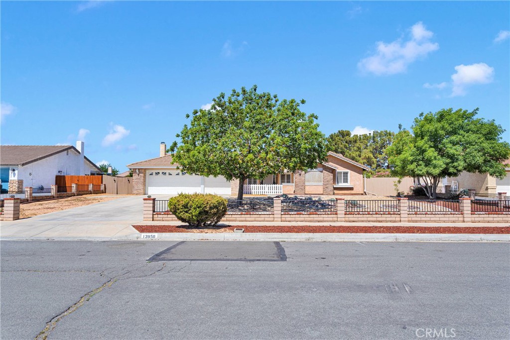 13950 High Falls Trail