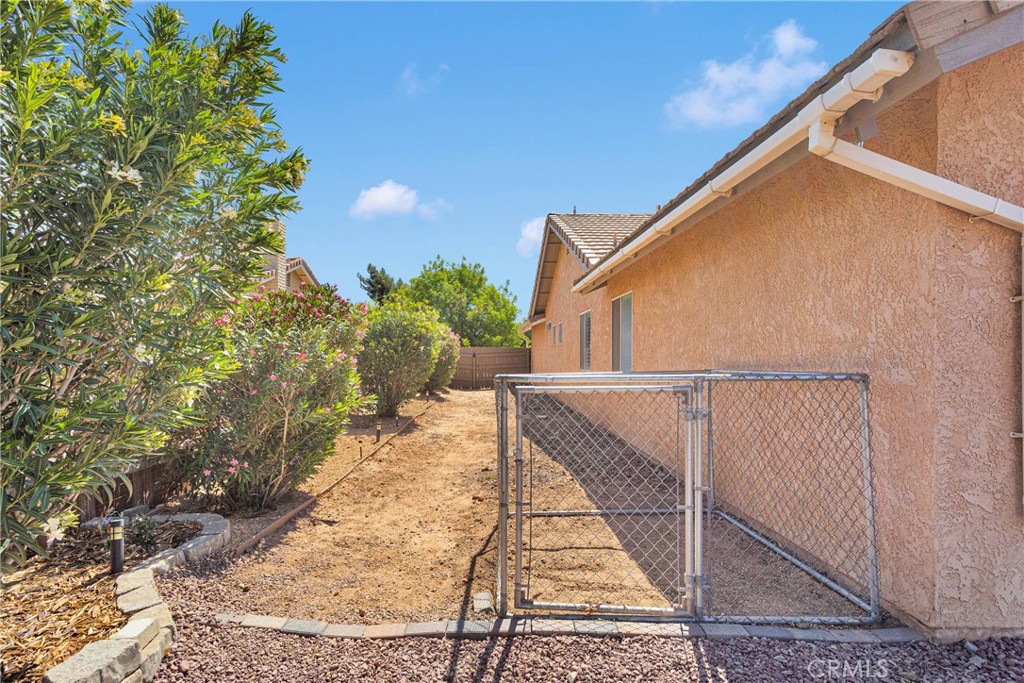 13950 High Falls Trail
