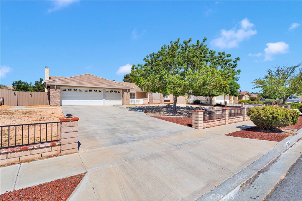 13950 High Falls Trail