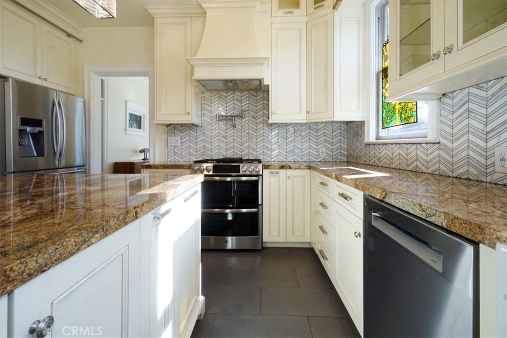 3891 4th Street