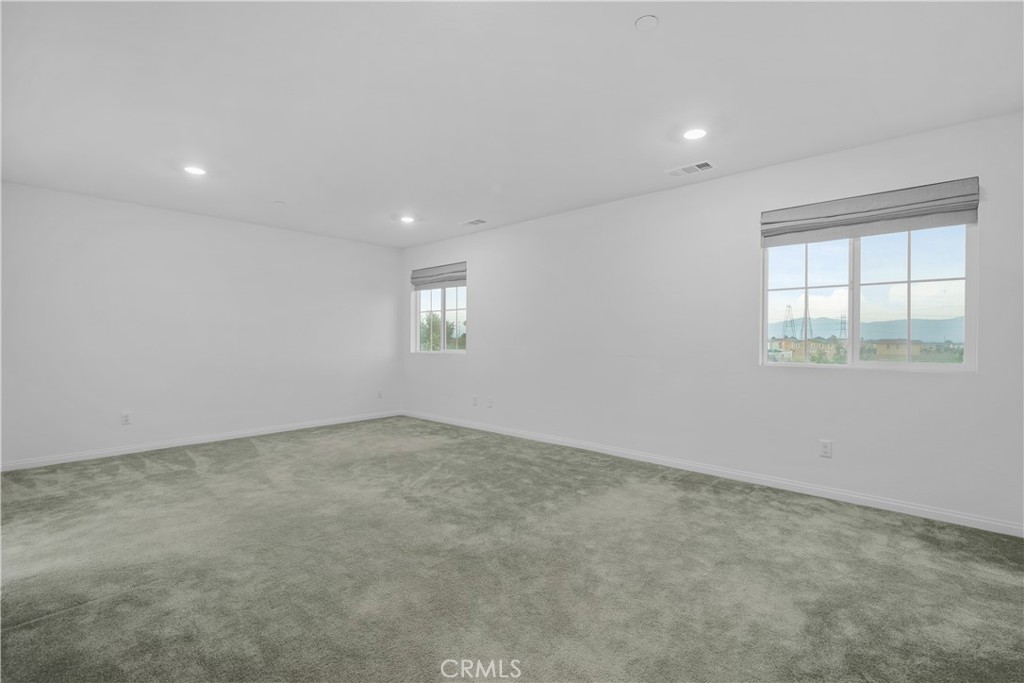 2600 E Barnvelder Court