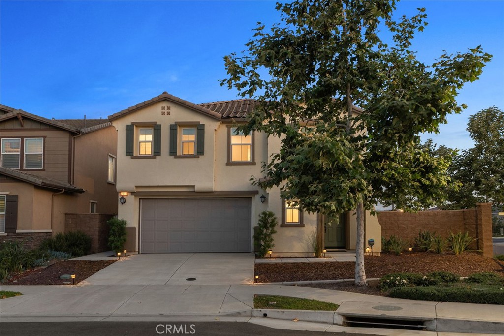 2600 E Barnvelder Court