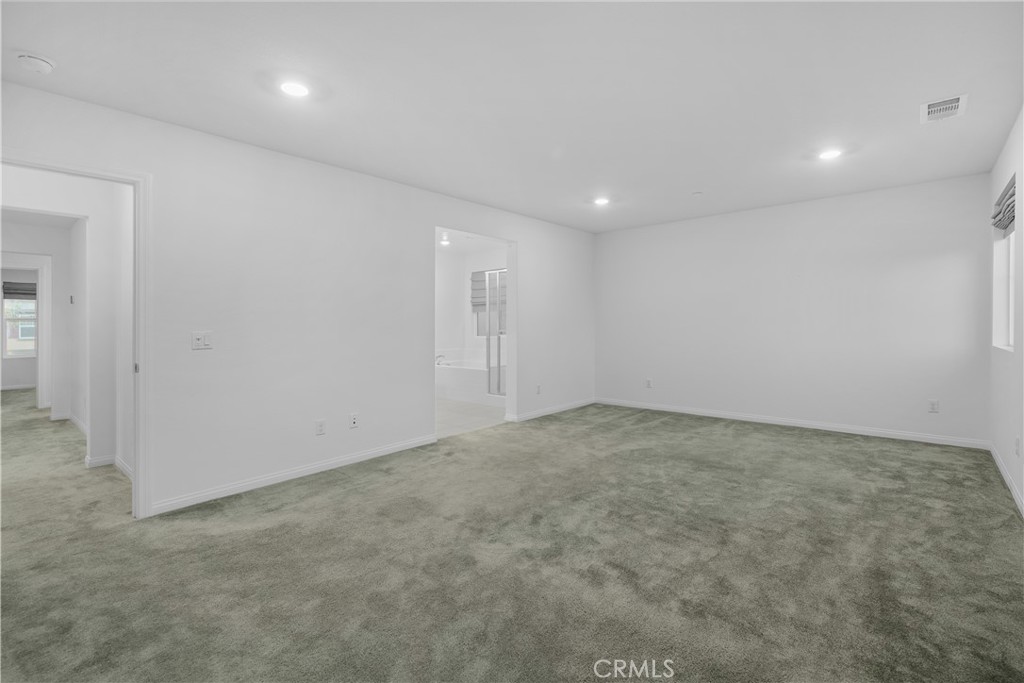 2600 E Barnvelder Court