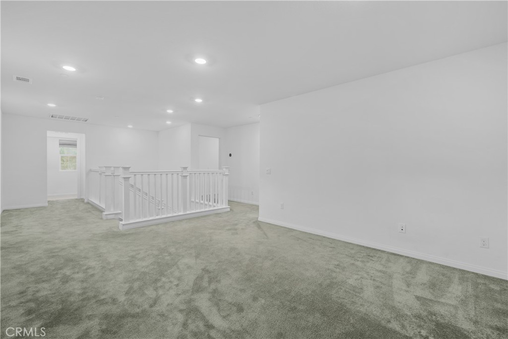 2600 E Barnvelder Court