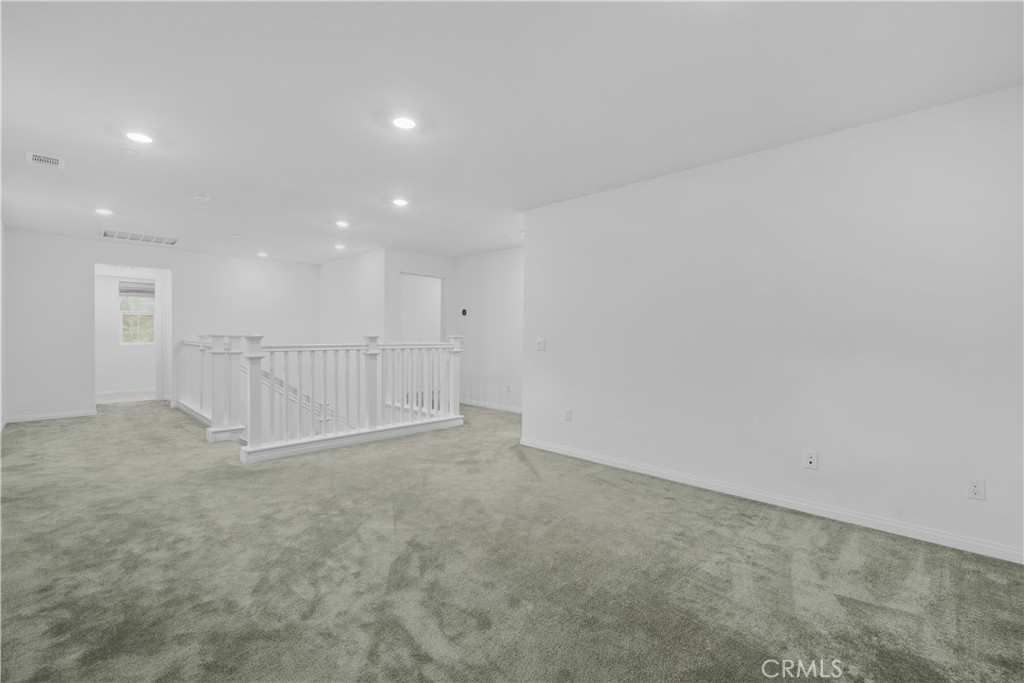 2600 E Barnvelder Court