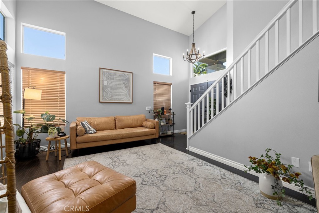 943 Miraflores Drive