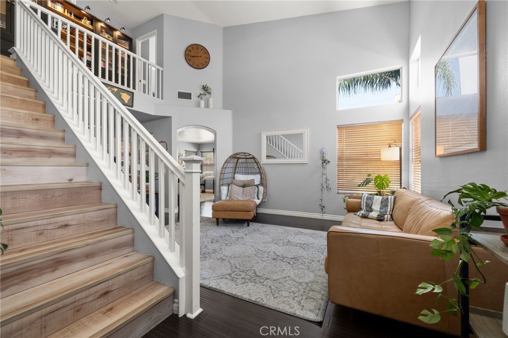 943 Miraflores Drive