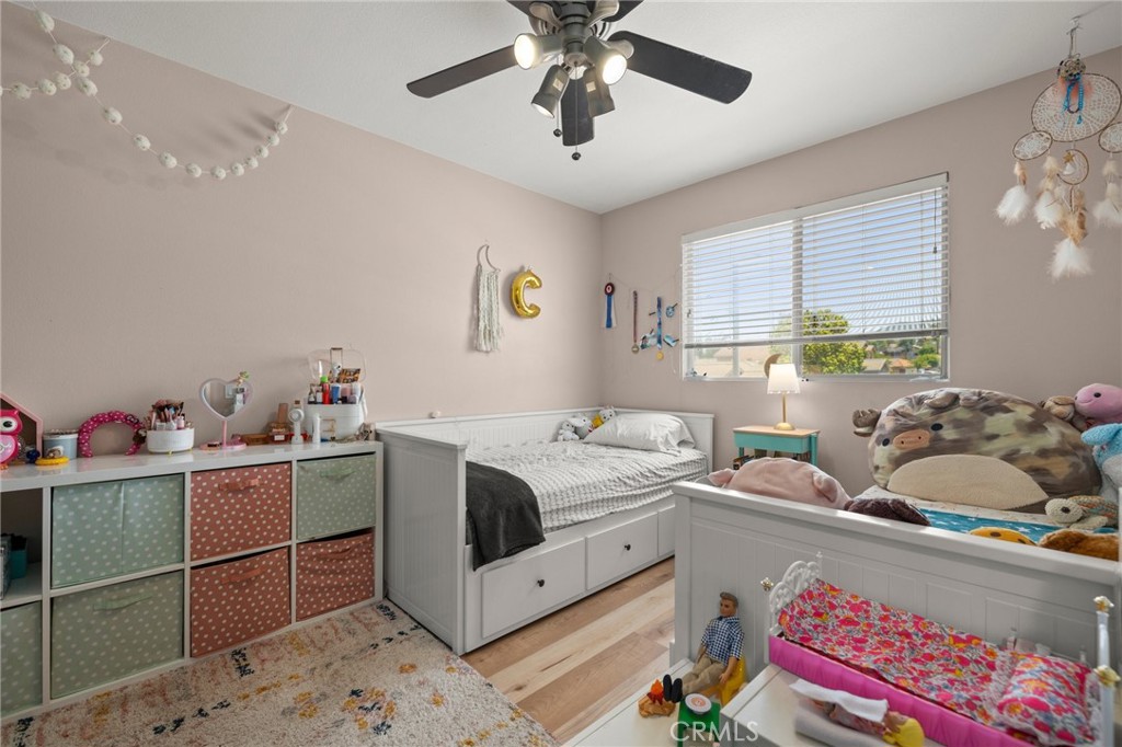 943 Miraflores Drive