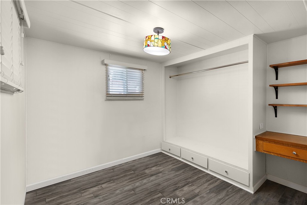 301 E Foothill Boulevard 28