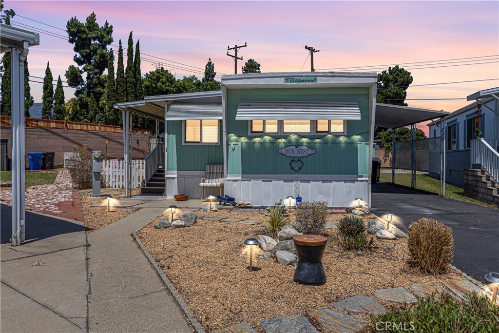 301 E Foothill Boulevard 28