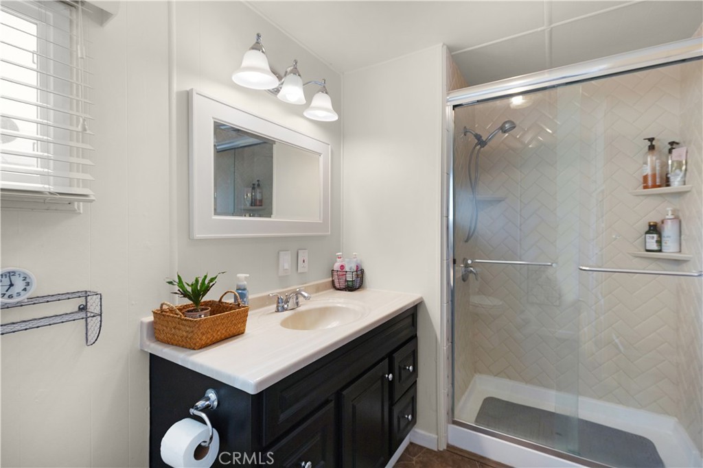 301 E Foothill Boulevard 28