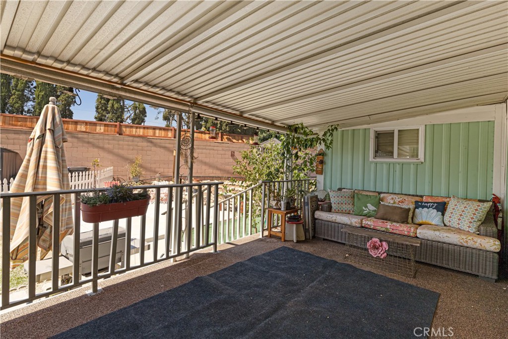 301 E Foothill Boulevard 28