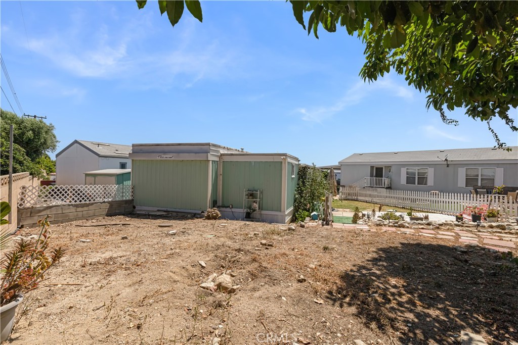 301 E Foothill Boulevard 28