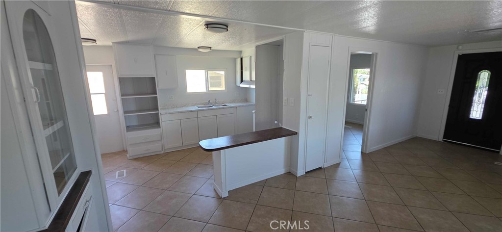 16473 Green Tree Boulevard 25