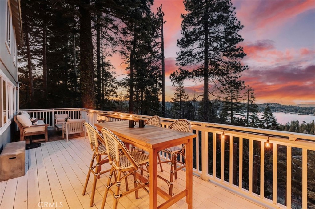 521 Sunderland Court