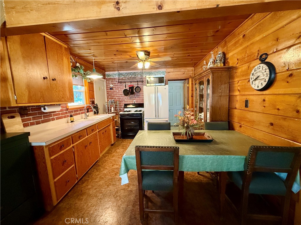 524 Fir Drive