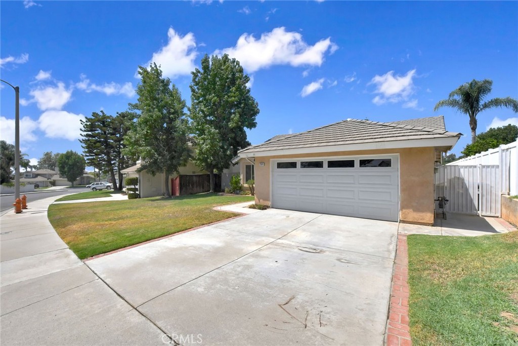 7564 Rock Crest Lane