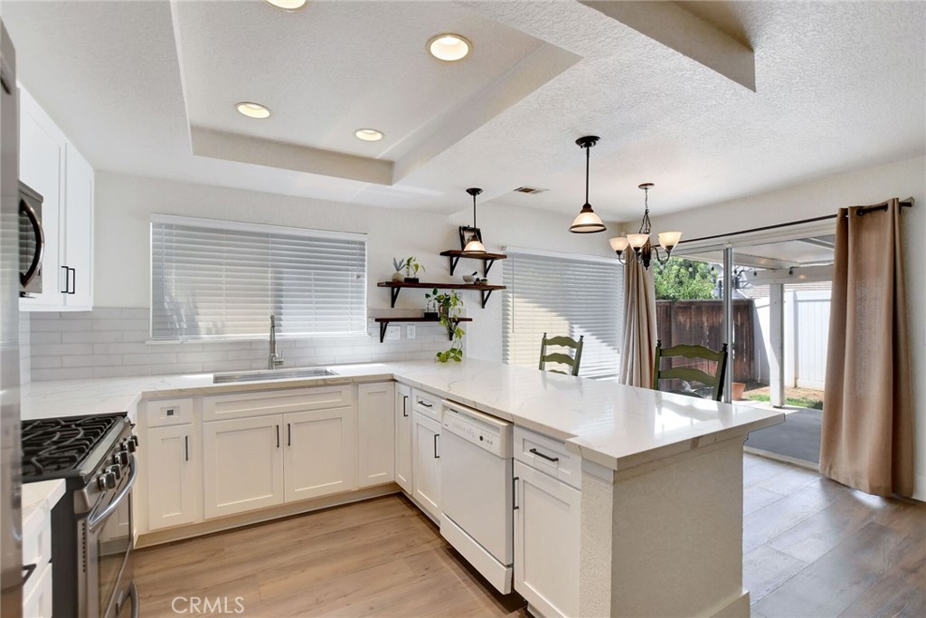 7564 Rock Crest Lane