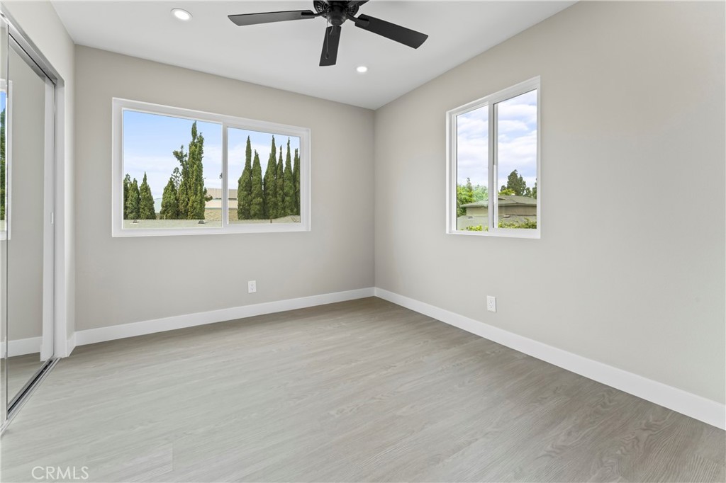 817 S Plymouth Place