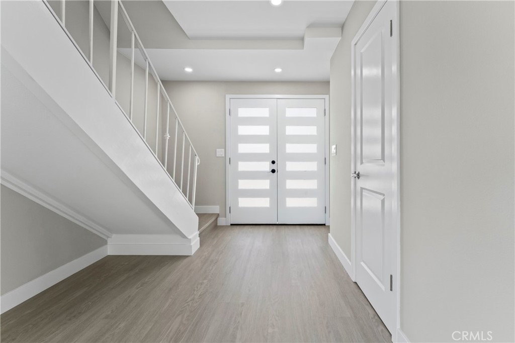 817 S Plymouth Place