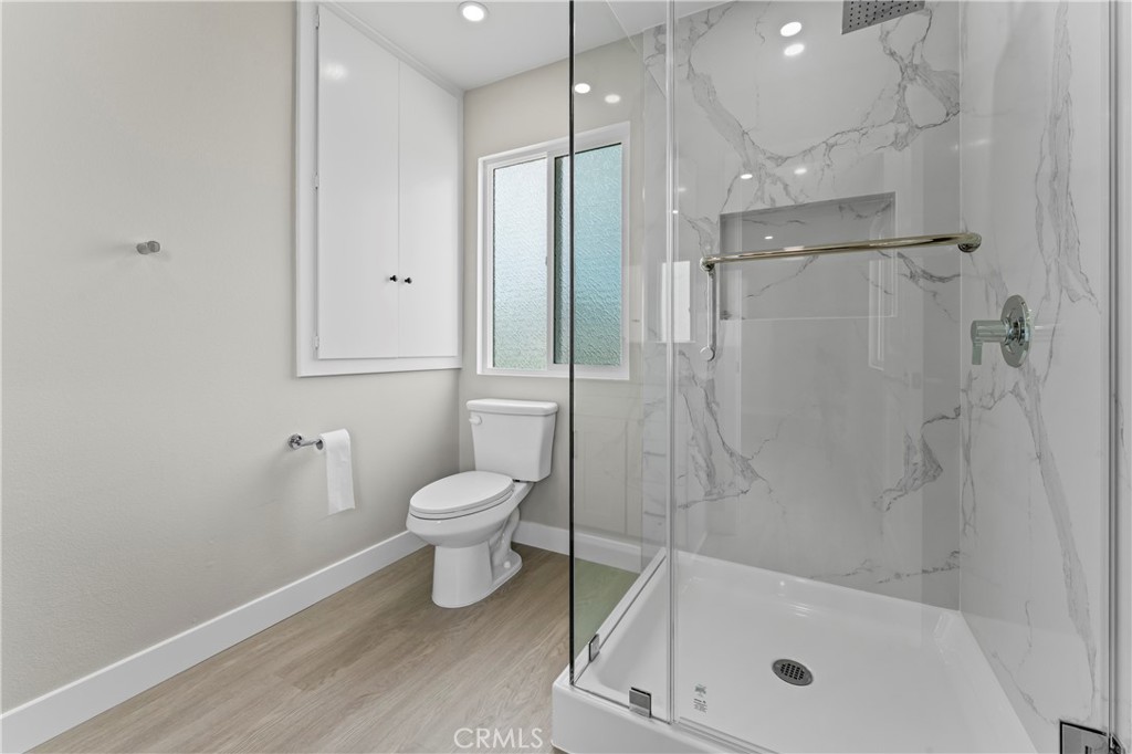 817 S Plymouth Place