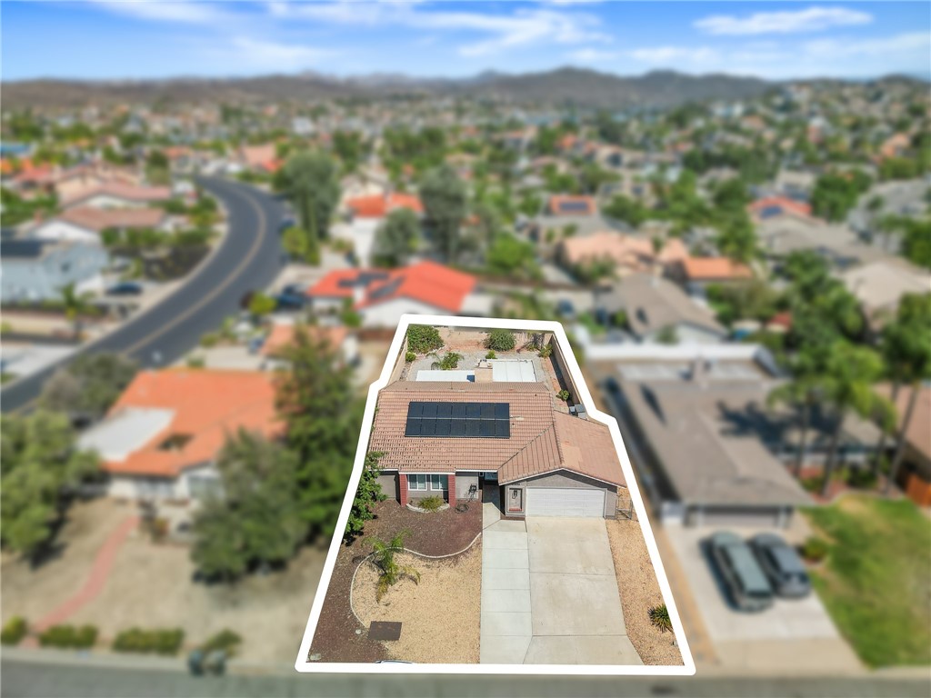 22658 Canyon Lake Drive N