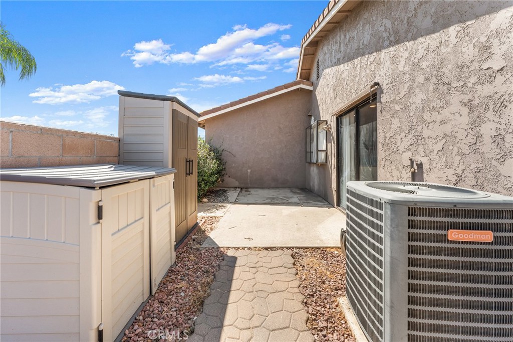 22658 Canyon Lake Drive N