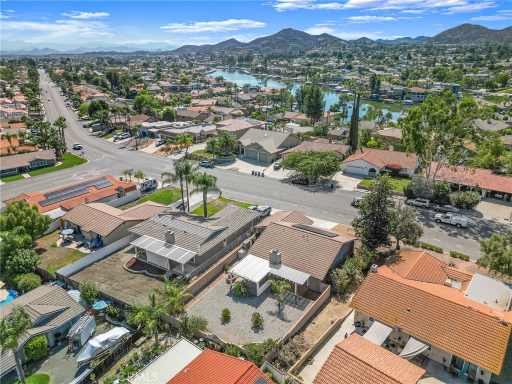 22658 Canyon Lake Drive N