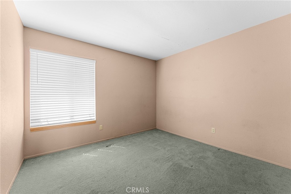 22658 Canyon Lake Drive N