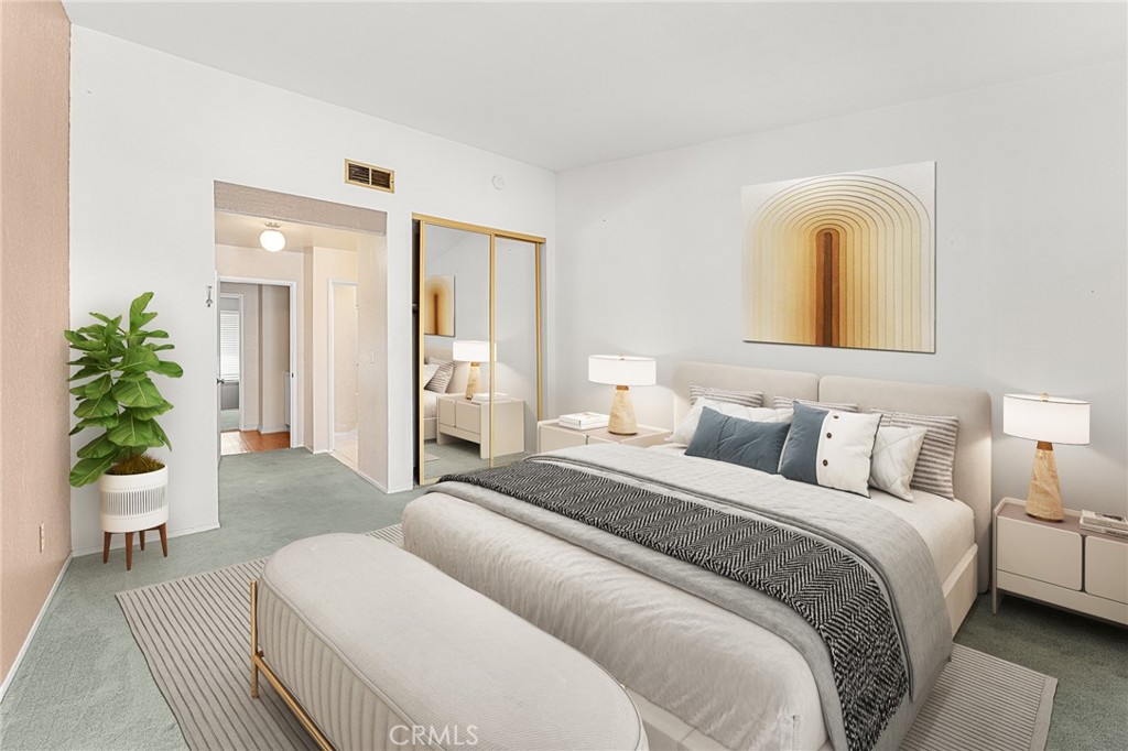 22658 Canyon Lake Drive N