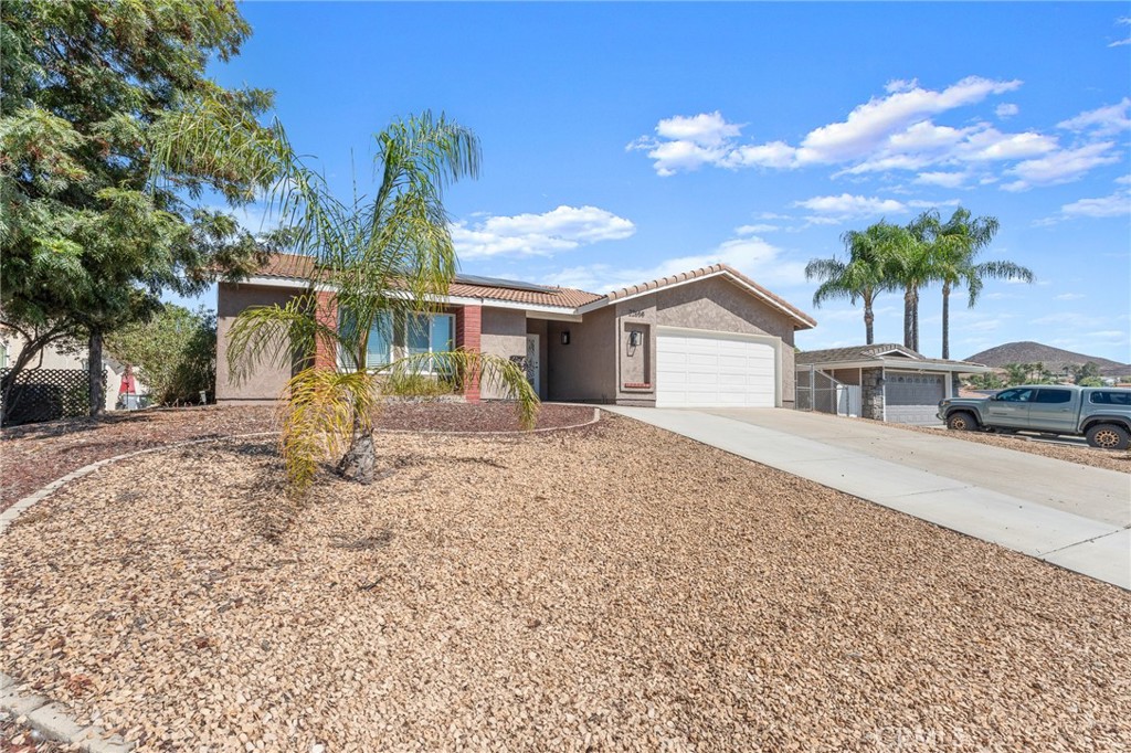 22658 Canyon Lake Drive N