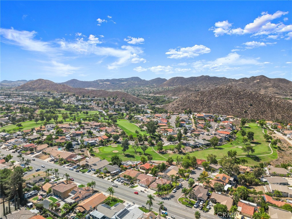 22658 Canyon Lake Drive N