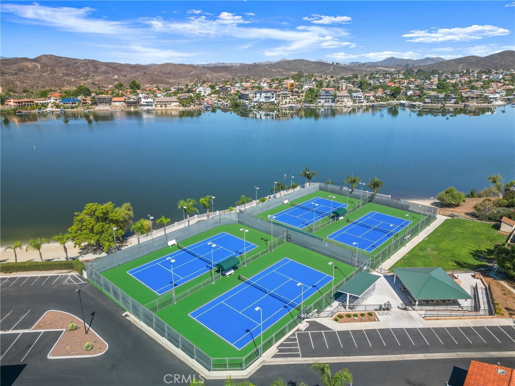 22658 Canyon Lake Drive N