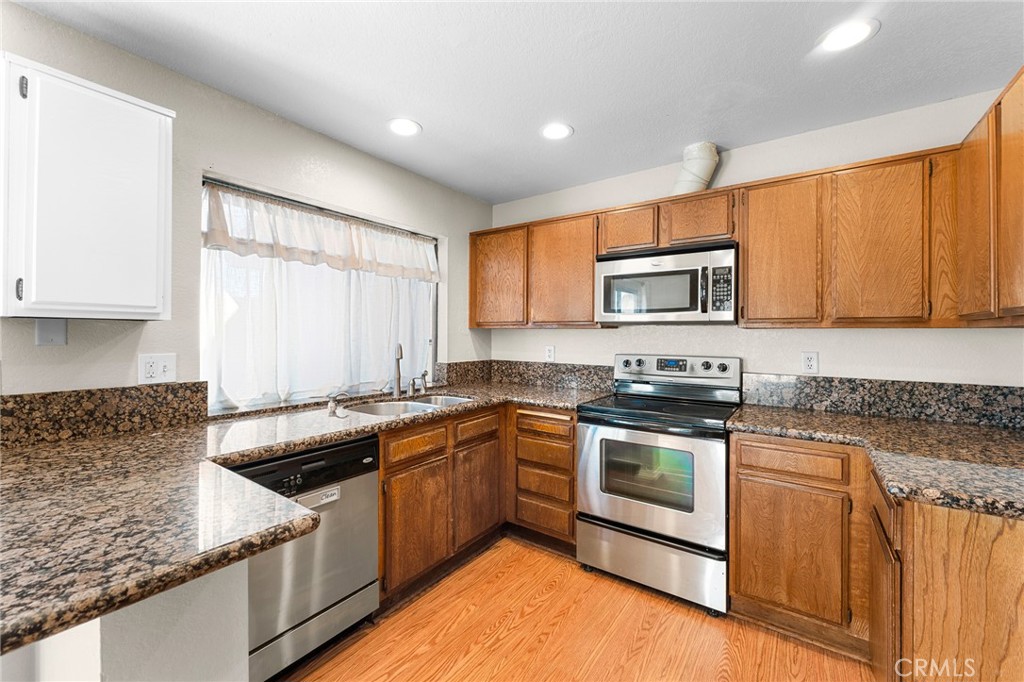 22658 Canyon Lake Drive N