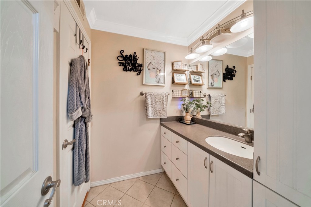 6971 Knollcrest Lane 47