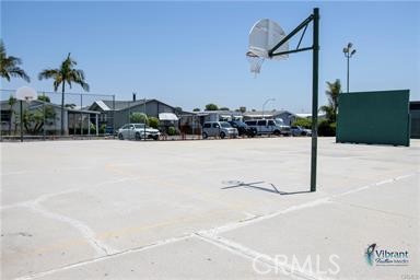 9080 Bloomfield Avenue 11