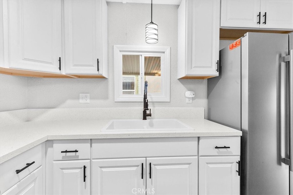 9080 Bloomfield Ave 79