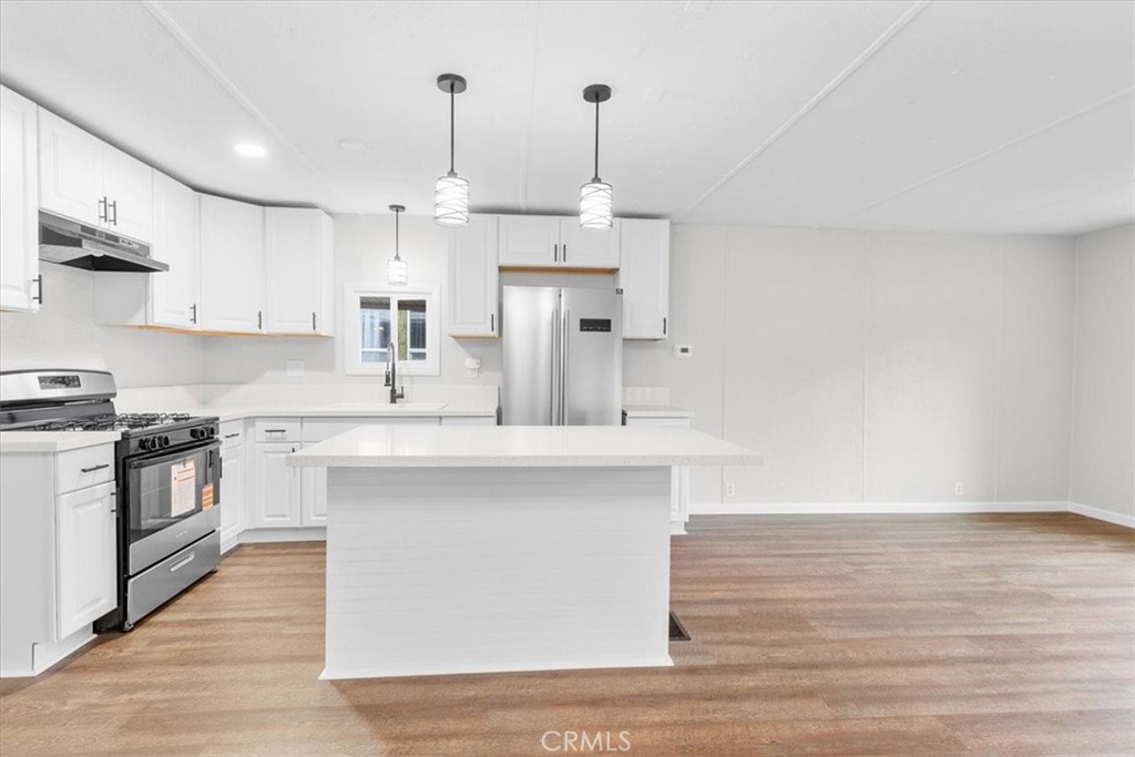 9080 Bloomfield Ave 79