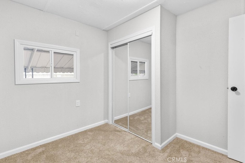 9080 Bloomfield Ave 79