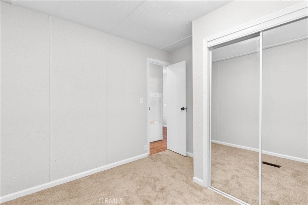 9080 Bloomfield Ave 79