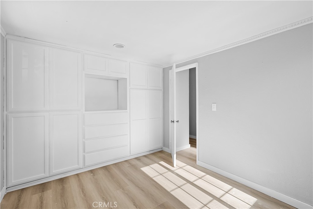 1314 S Mountain View