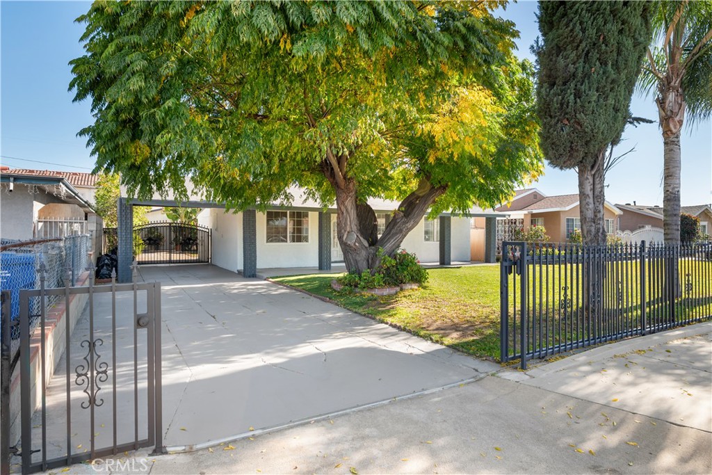 1314 S Mountain View