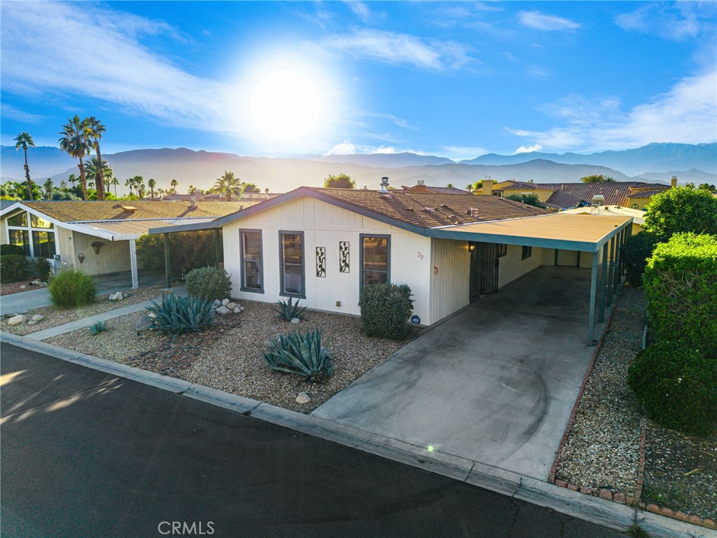 73450 Country Club 79