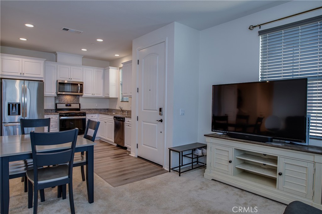 2888 E E Berry Loop Privado 44