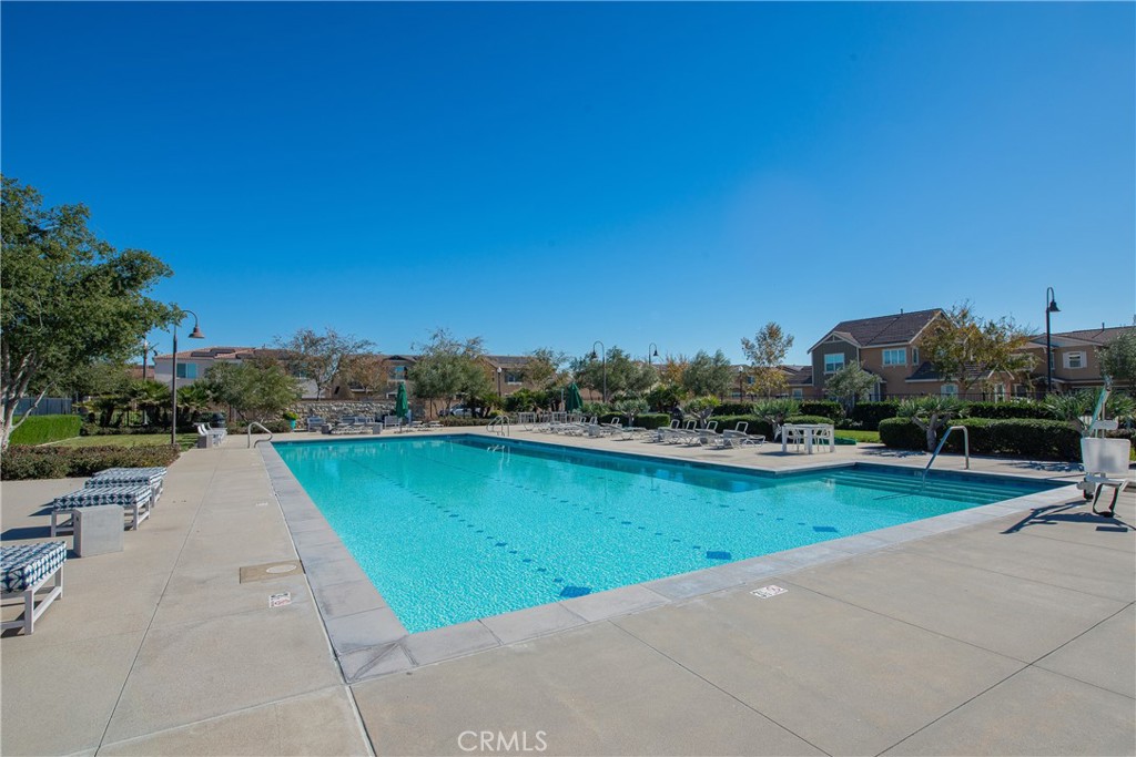 2888 E E Berry Loop Privado 44