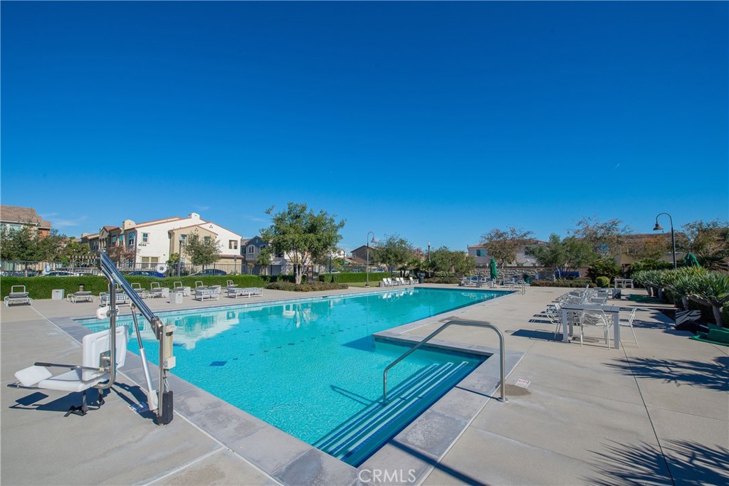 2888 E E Berry Loop Privado 44